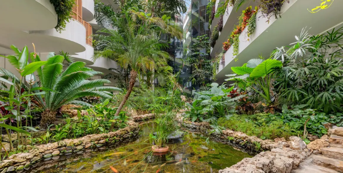 Продажа апартаментов на среднем этаже в Paseo Marítimo 8