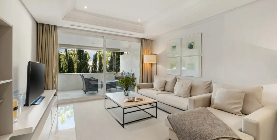 Продажа апартаментов на среднем этаже в Paseo Marítimo 10