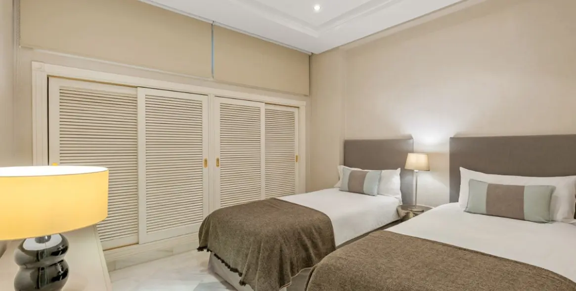 Продажа апартаментов на среднем этаже в Marbella 24