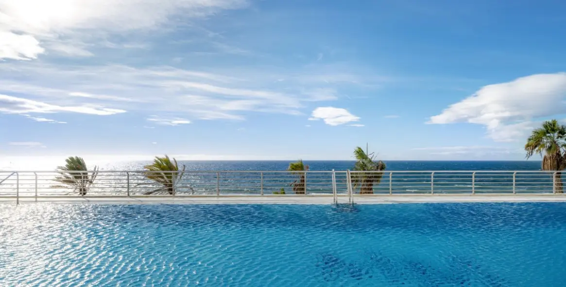 Продажа апартаментов на среднем этаже в Marbella 30