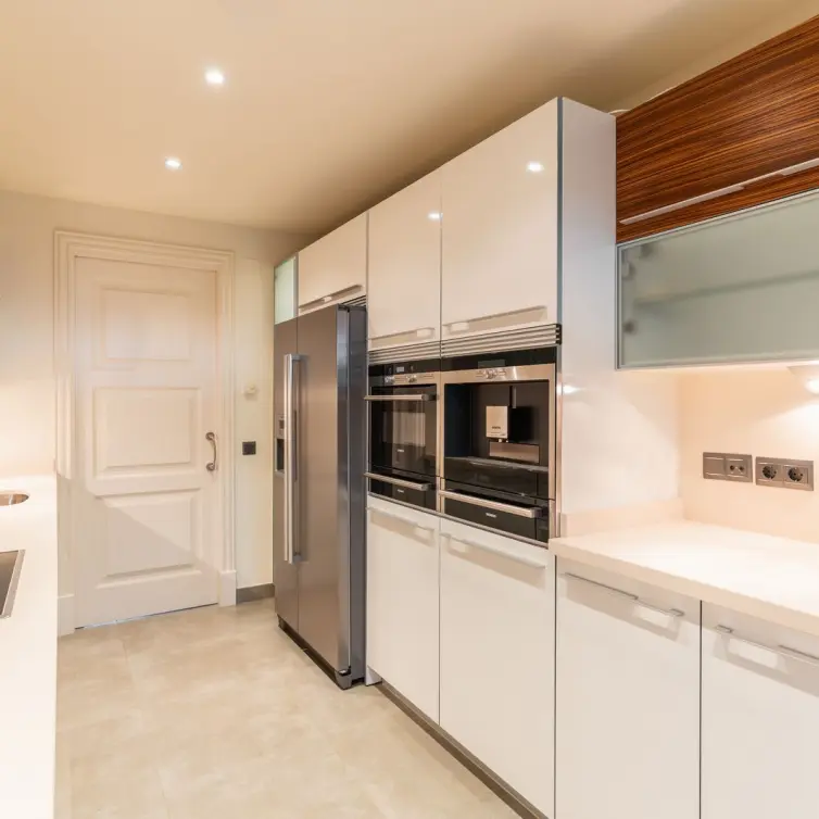 Sale of ground floor apartment in Estepona
