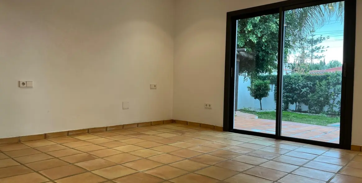 Venta de villa independiente en Nagüeles 7