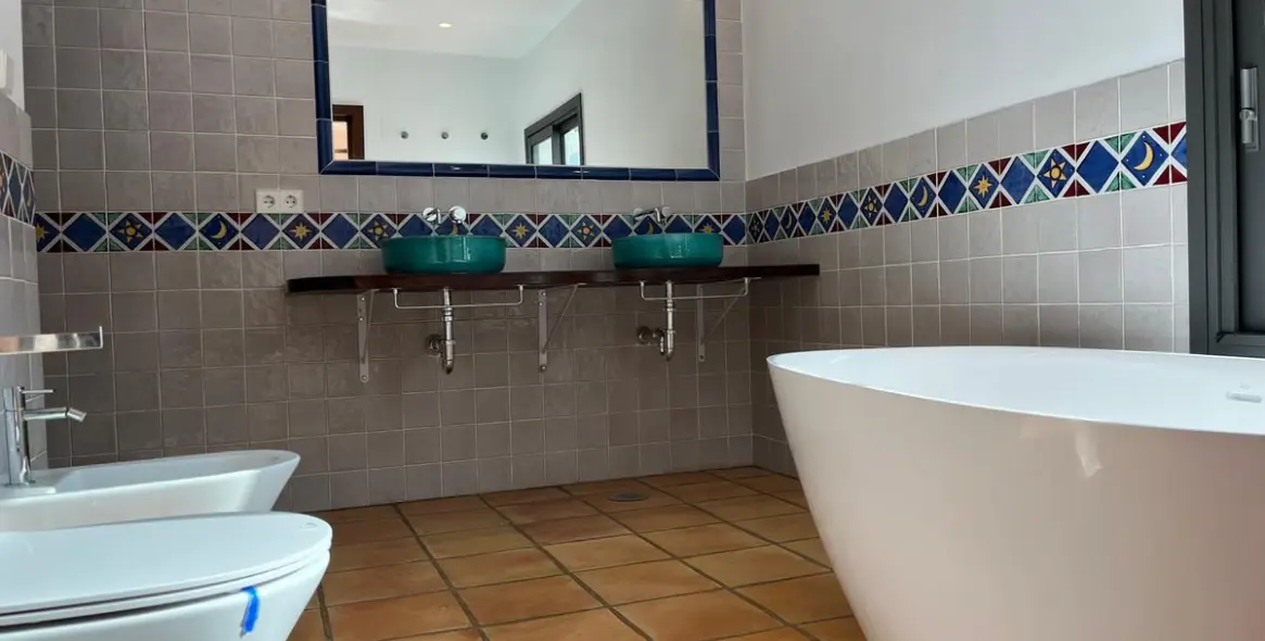 Venta de villa independiente en Nagüeles 9