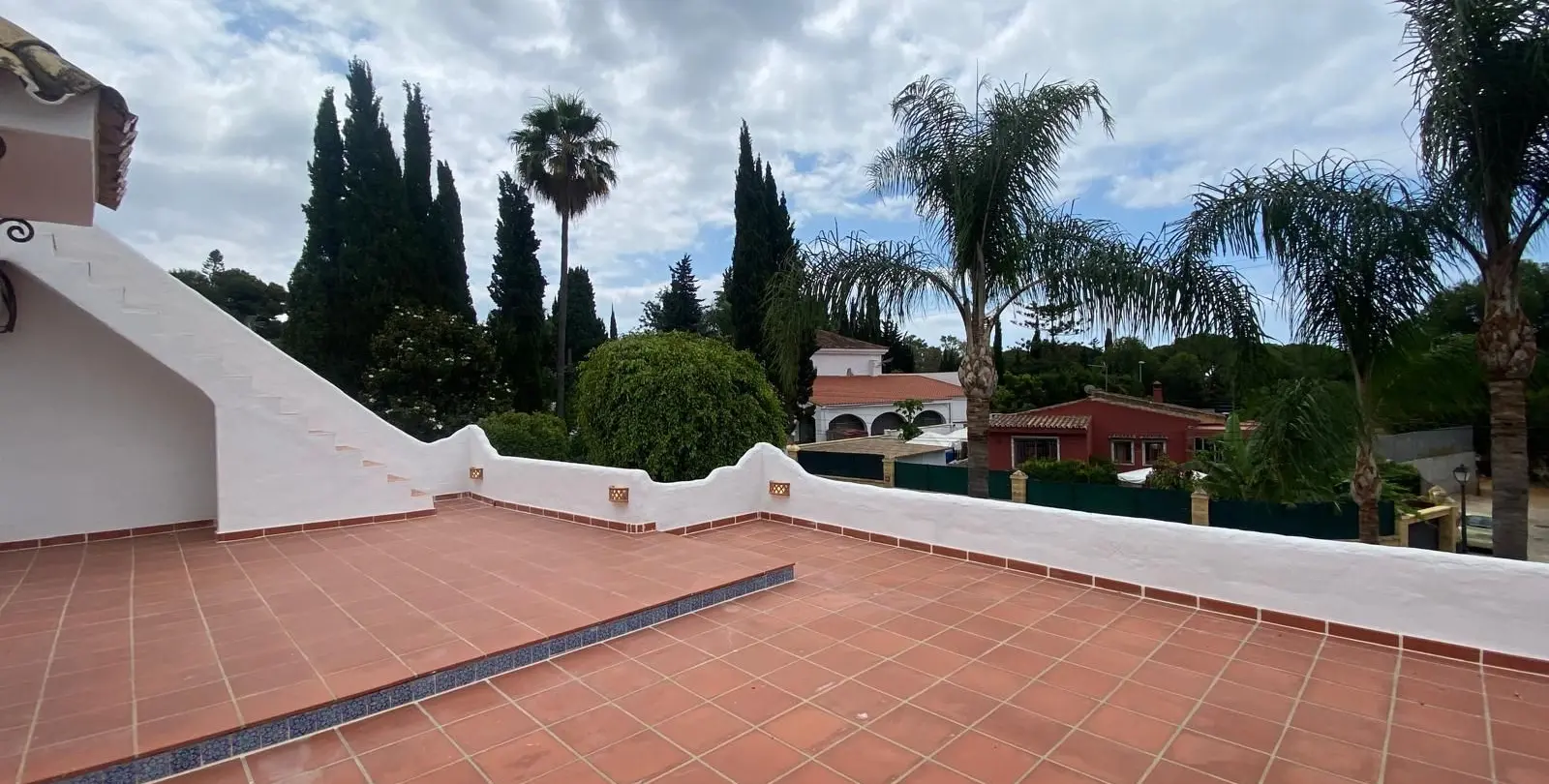 Venta de villa independiente en Nagüeles 16