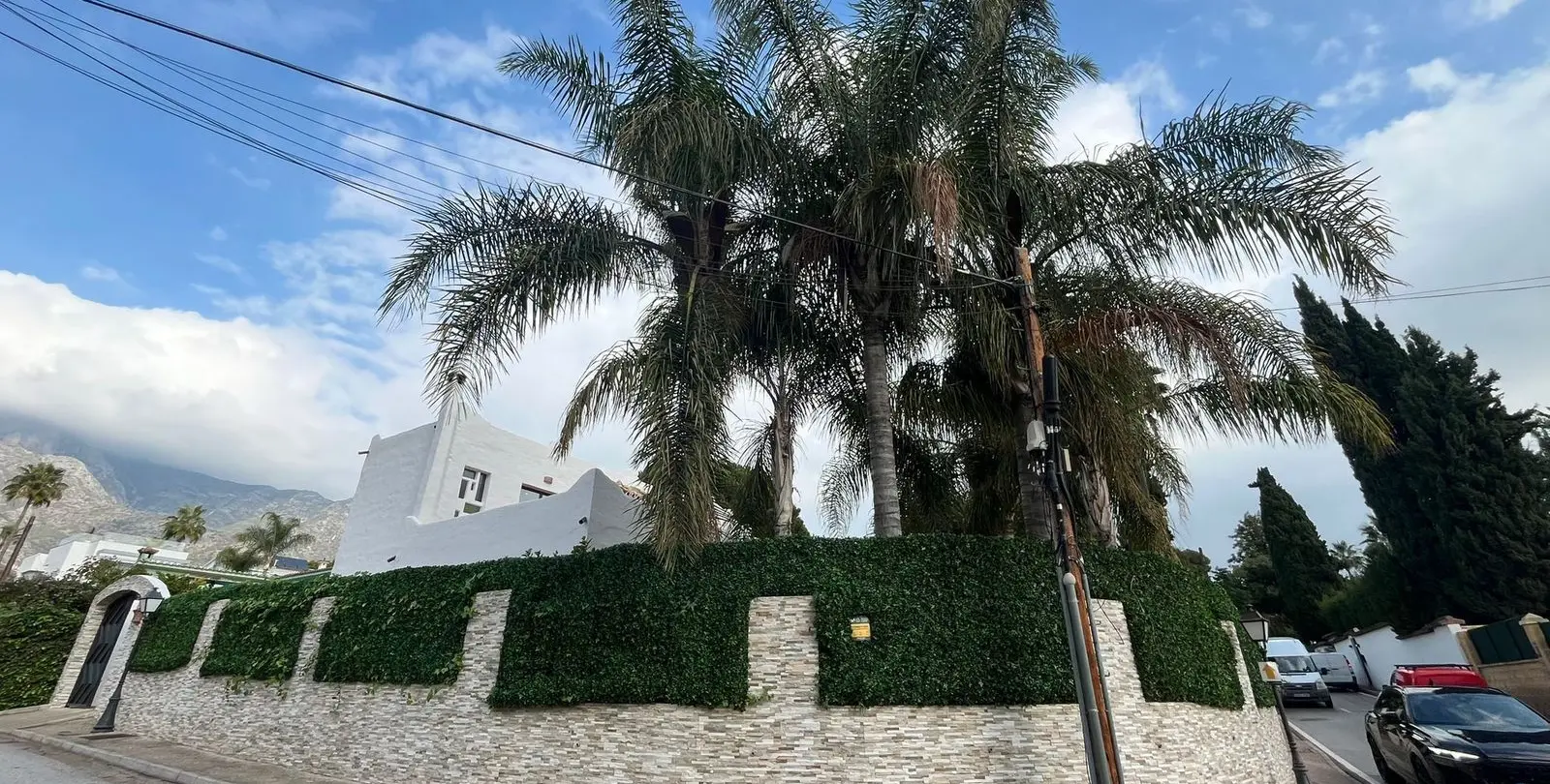 Venta de villa independiente en Nagüeles 20