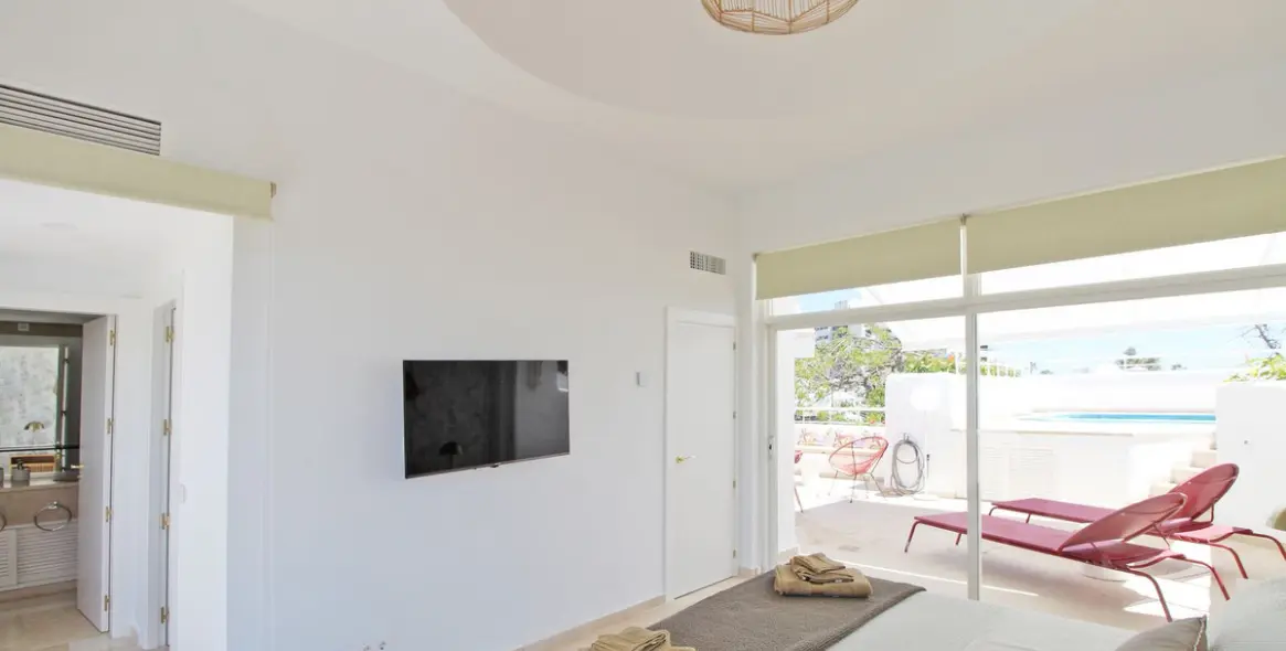 Long-term rent of penthouse in Marbella 31