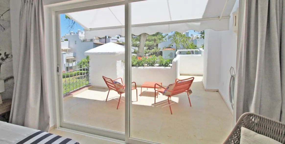 Long-term rent of penthouse in Marbella 41