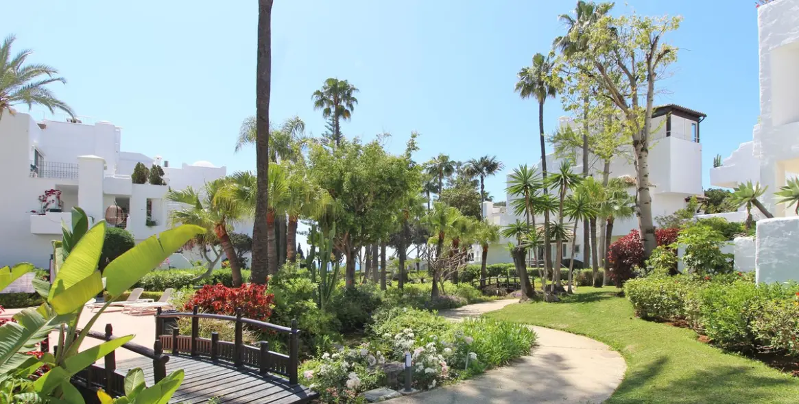 Long-term rent of penthouse in Marbella 58