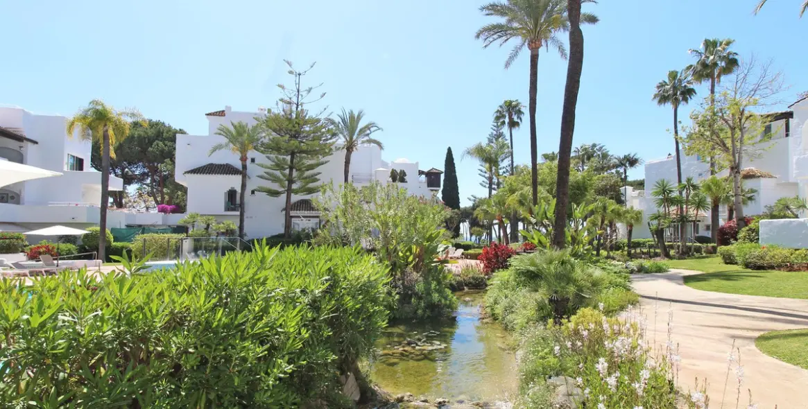 Long-term rent of penthouse in Marbella 61