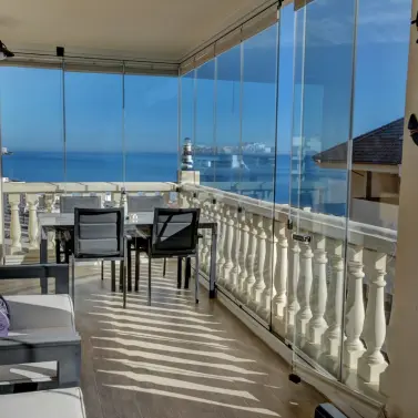 Продажа апартаментов на среднем этаже в Carvajal