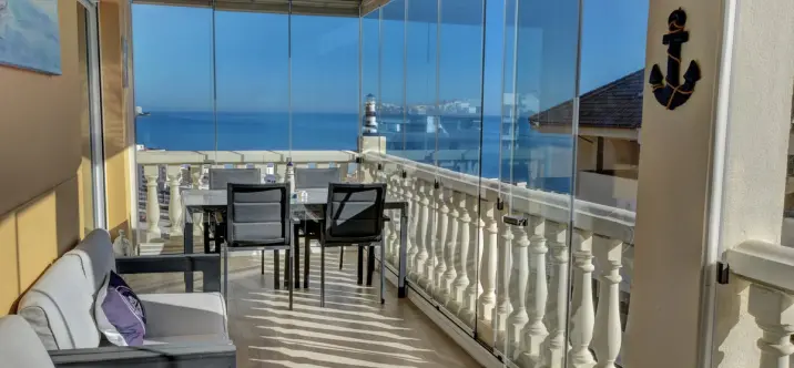 Продажа апартаментов на среднем этаже в Carvajal 1