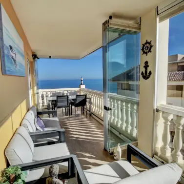 Продажа апартаментов на среднем этаже в Carvajal