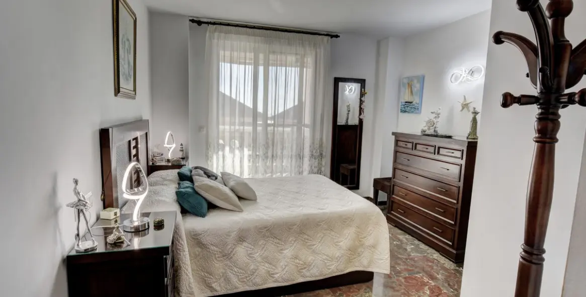 Продажа апартаментов на среднем этаже в Carvajal 16