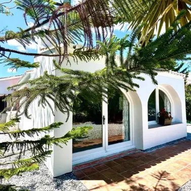 Sale of detached villa in La Viñuela