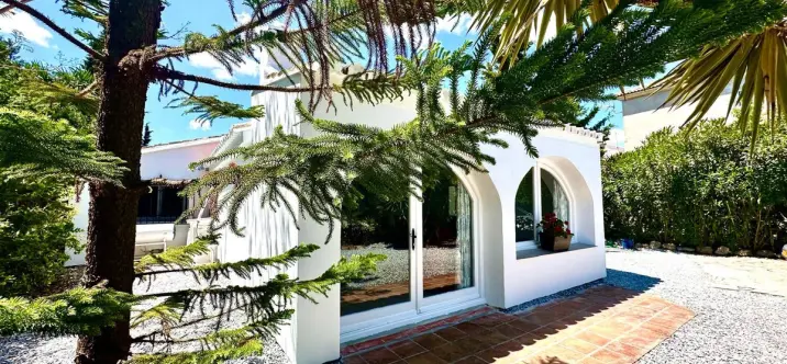 Sale of detached villa in La Viñuela 0