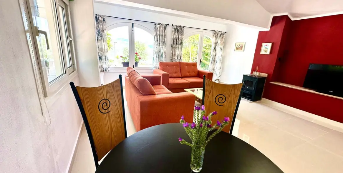 Sale of detached villa in La Viñuela 17