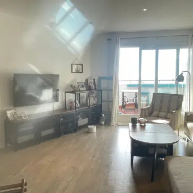 Продажа апартаментов на среднем этаже в Estupa Budista