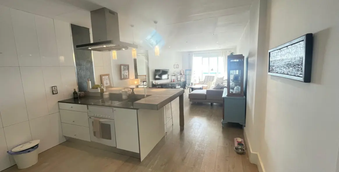 Продажа апартаментов на среднем этаже в Estupa Budista 7