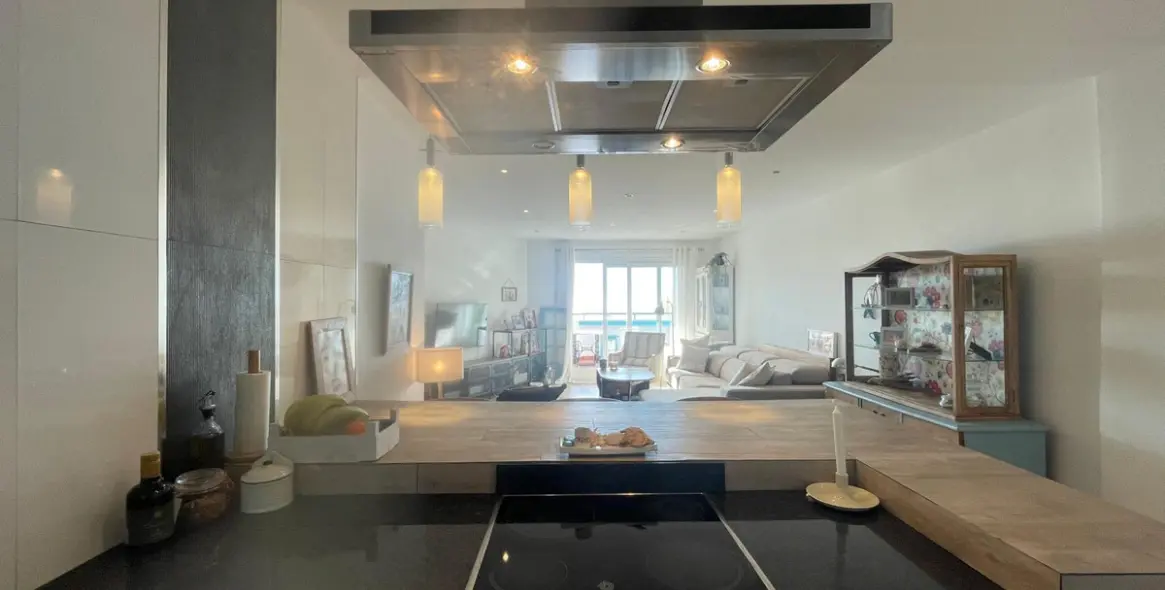 Продажа апартаментов на среднем этаже в Estupa Budista 8