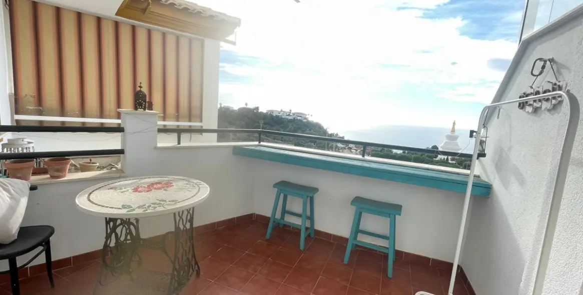 Продажа апартаментов на среднем этаже в Estupa Budista 14