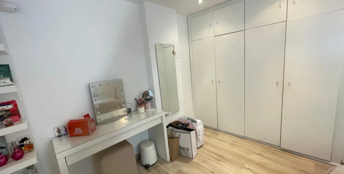 Продажа апартаментов на среднем этаже в Estupa Budista 17