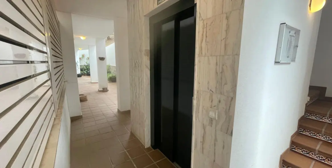 Продажа апартаментов на среднем этаже в Benalmadena 38