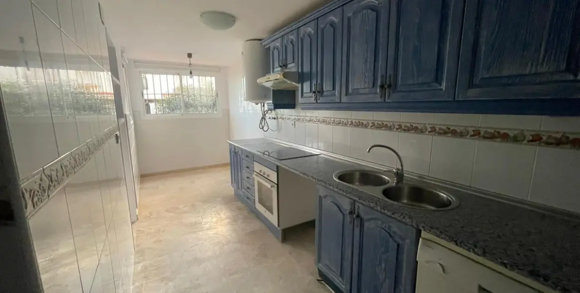 Продажа таунхауса в Casares 11