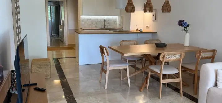 Sale of ground floor apartment in Marbella 1