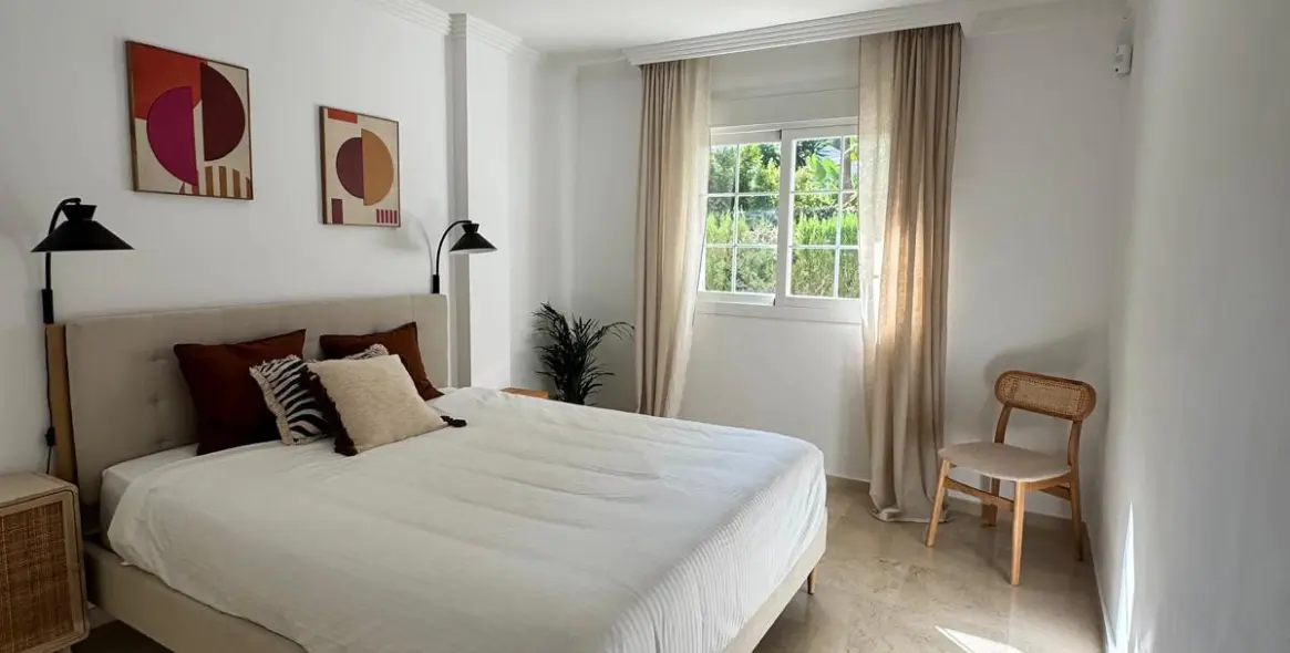 Sale of ground floor apartment in Marbella 8