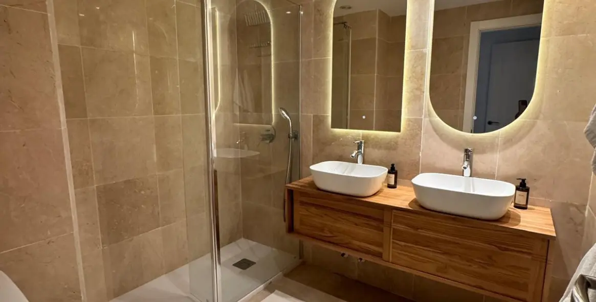 Sale of ground floor apartment in Marbella 12