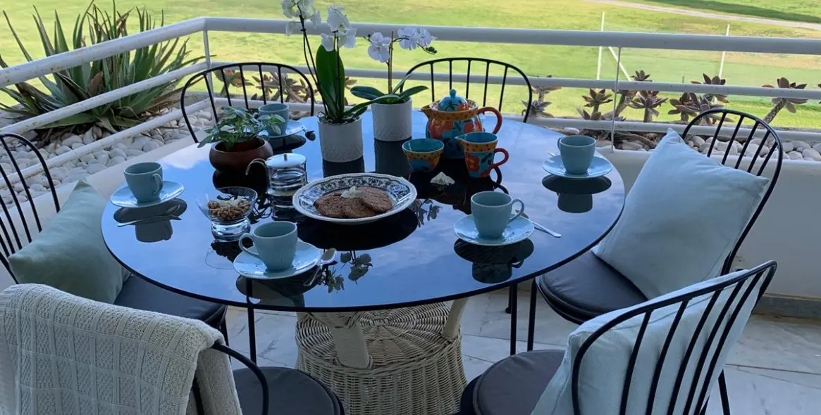 Продажа апартаментов на среднем этаже в San Pedro de Alcántara 2