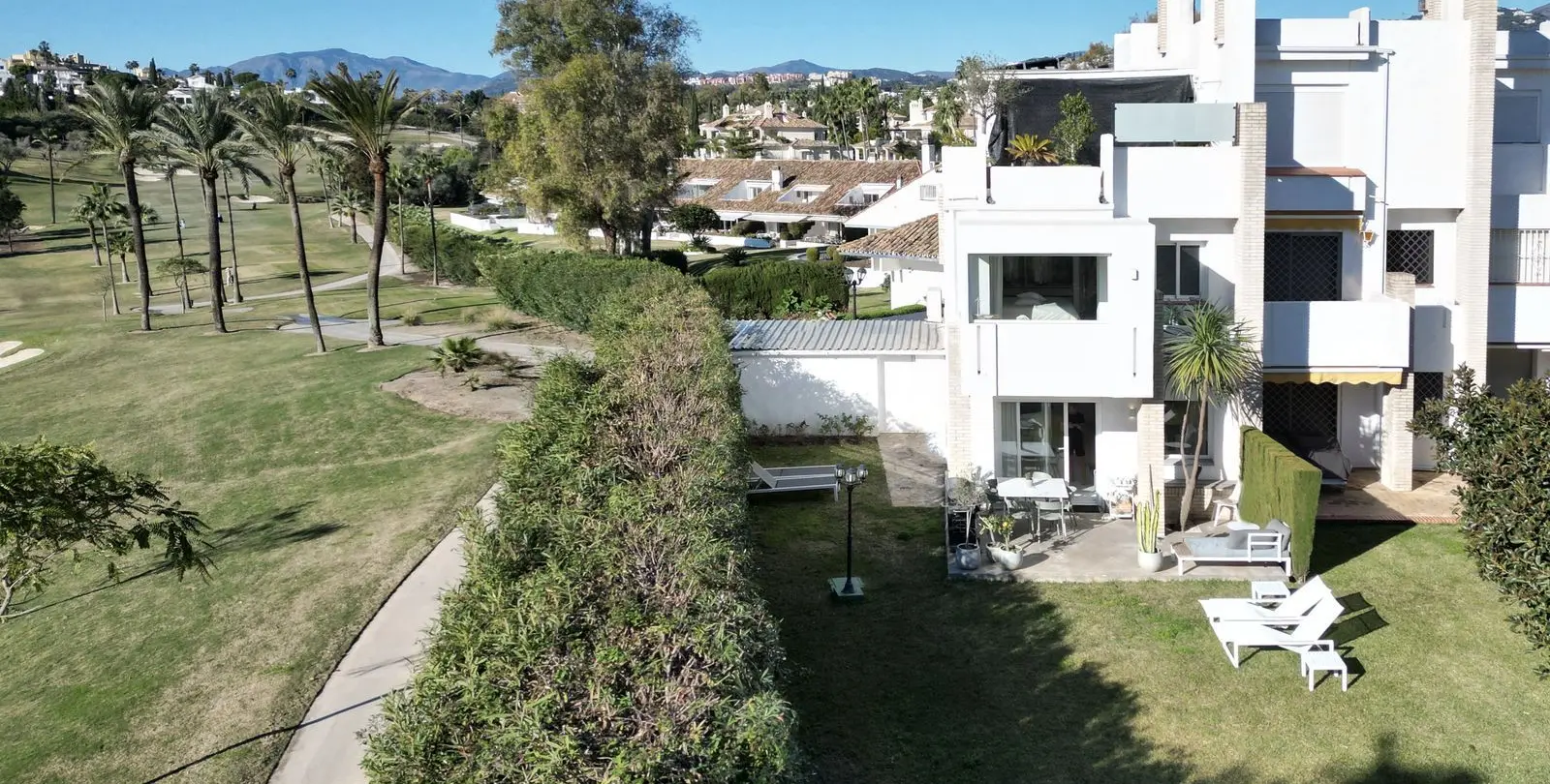 Sale of townhouse in Nueva Andalucía 2
