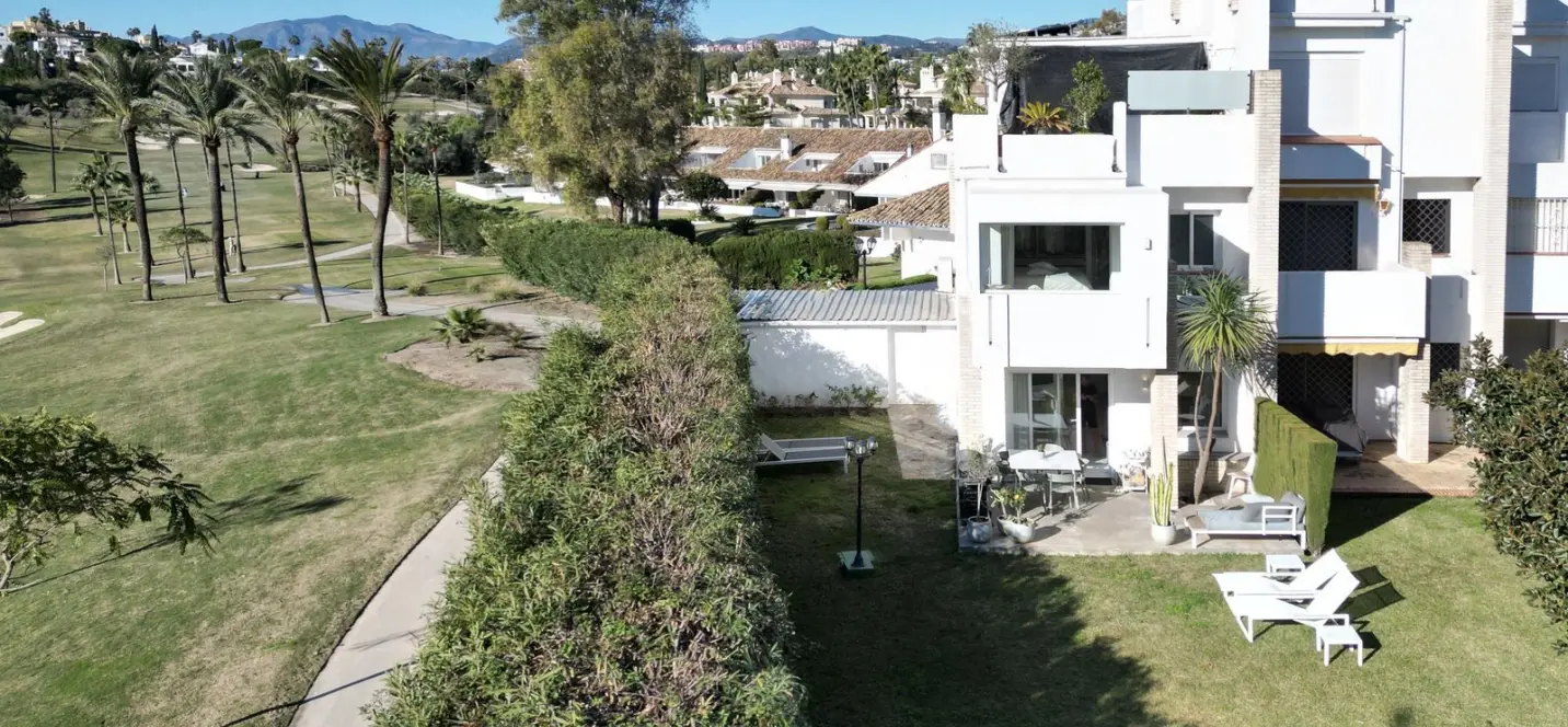Sale of townhouse in Nueva Andalucía 1