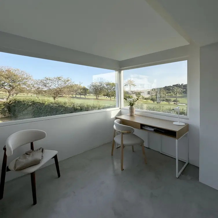 Sale of townhouse in Nueva Andalucía