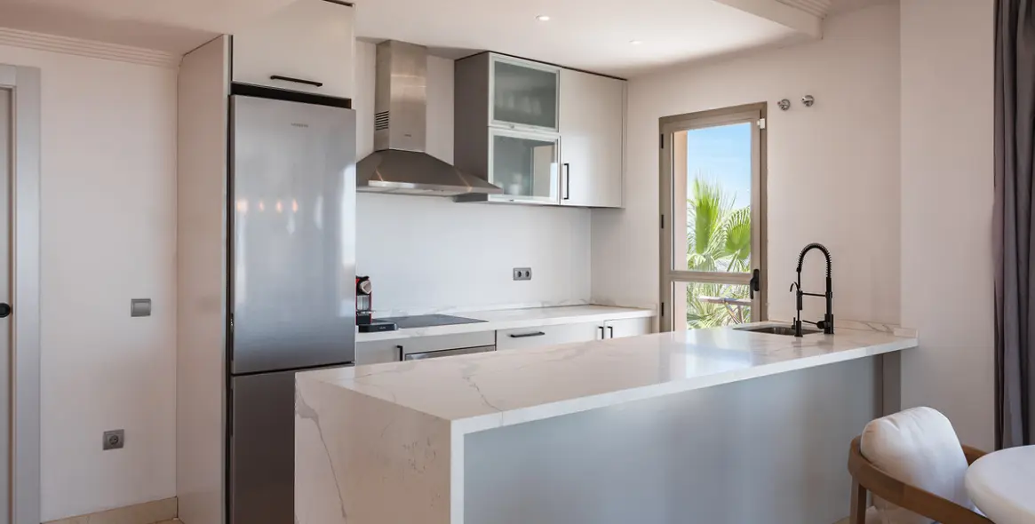 Sale of penthouse in Benahavís 14