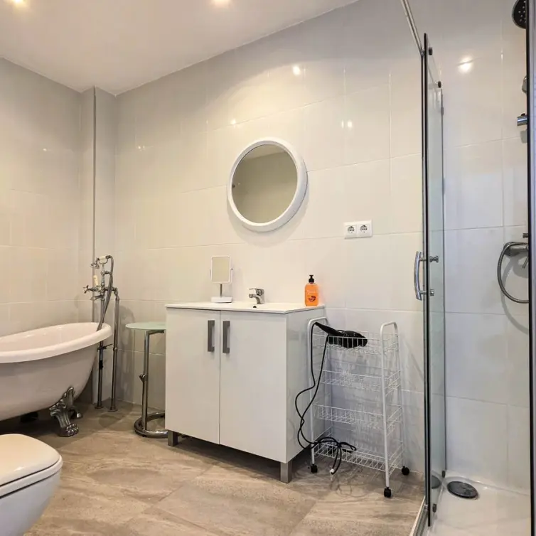 Sale of semi-detached house in La Duquesa