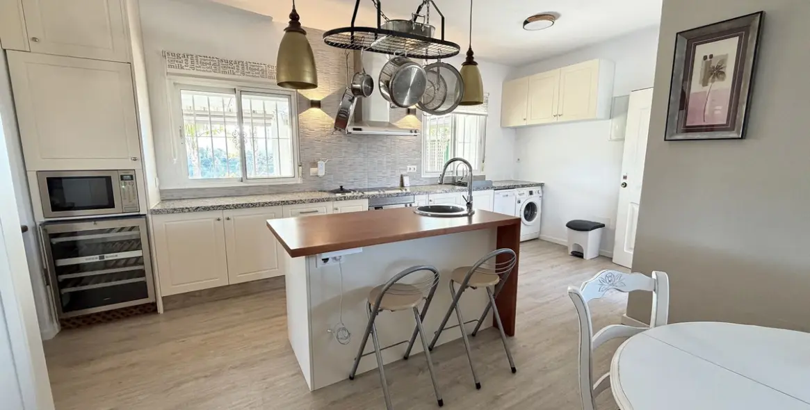 Sale of detached villa in Alhaurín el Grande 3