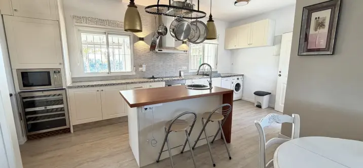 Detached villa R5255770 2