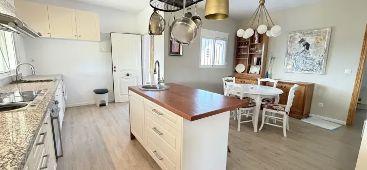 Detached villa R5255770 4