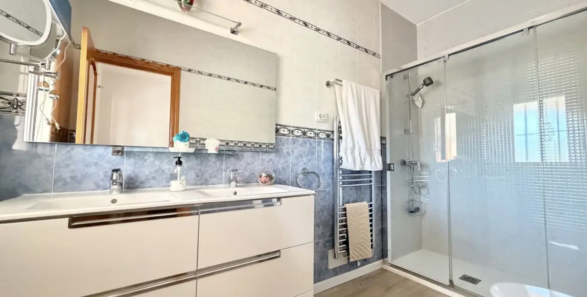 Sale of detached villa in Alhaurín el Grande 11