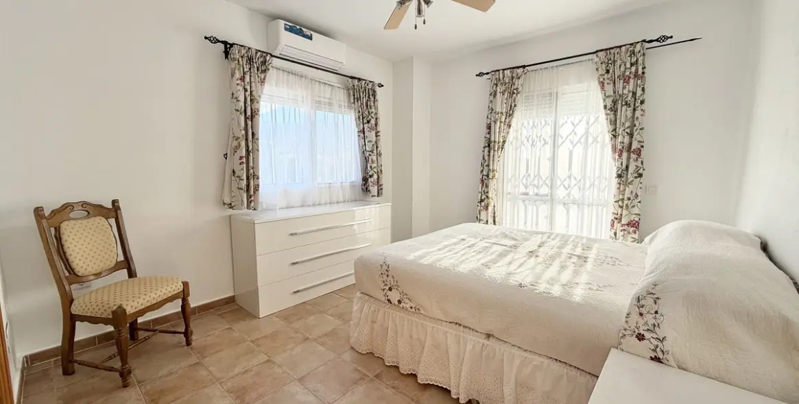 Sale of detached villa in Alhaurín el Grande 20