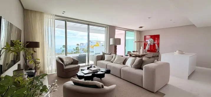 Middle floor apartment R5253466 1