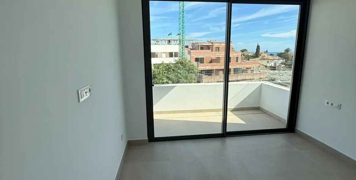 Sale of penthouse in Arroyo Vaquero 21