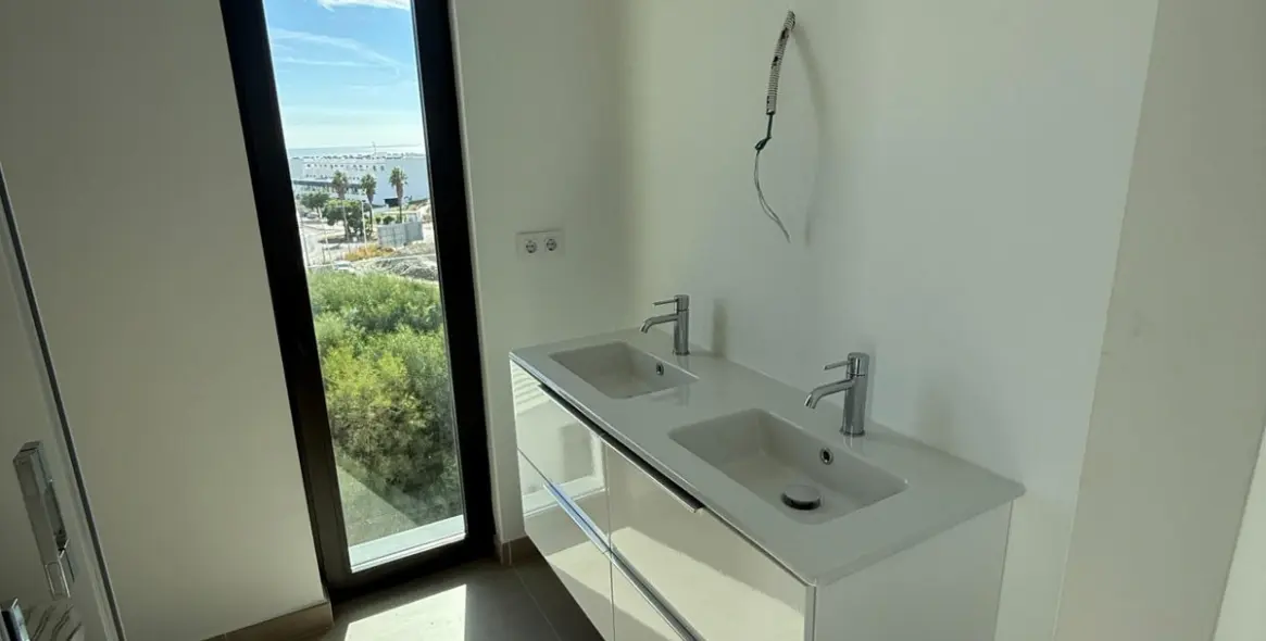 Sale of penthouse in Arroyo Vaquero 26