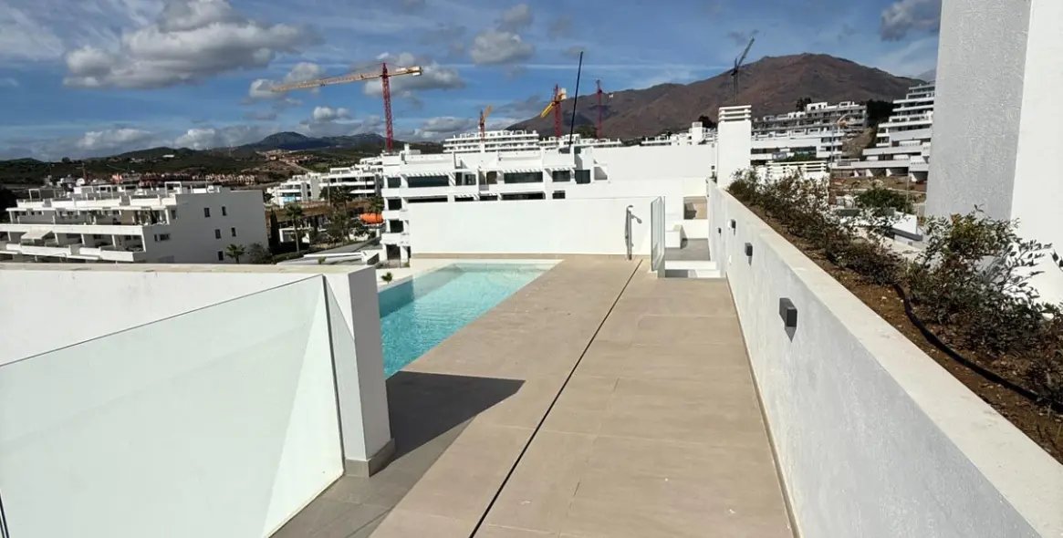 Sale of penthouse in Arroyo Vaquero 32