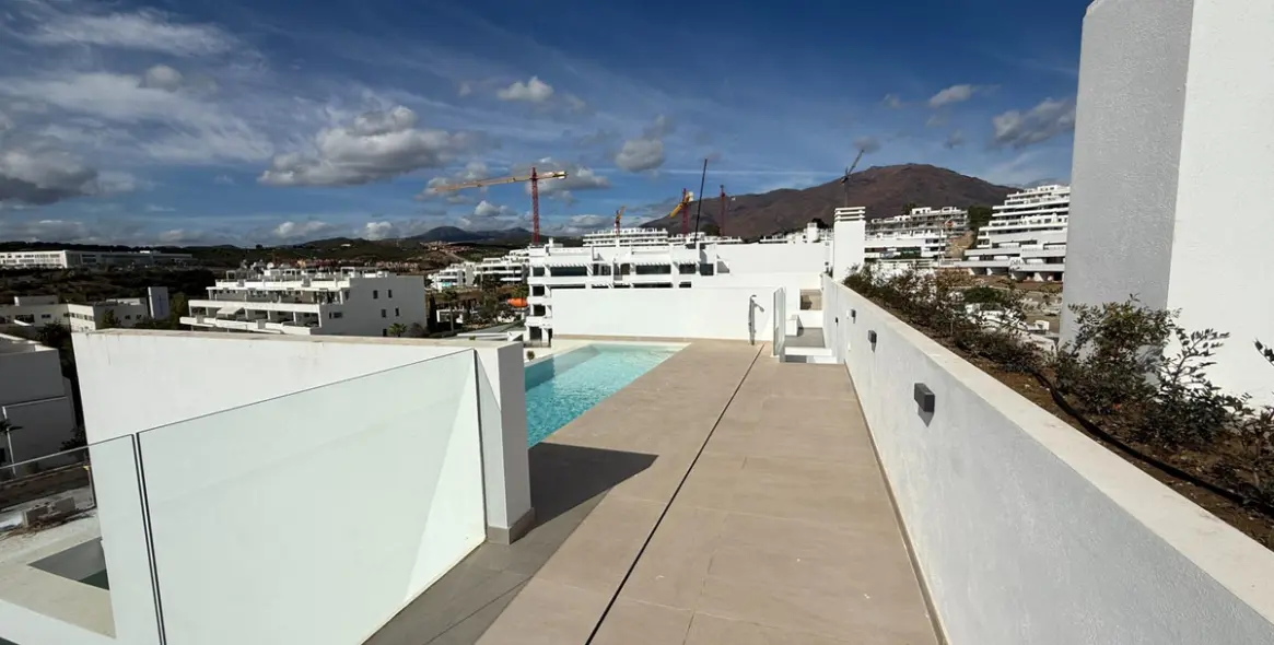 Sale of penthouse in Arroyo Vaquero 36