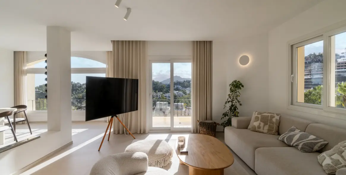 Sale of penthouse duplex in Benahavís 8