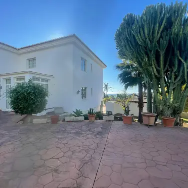 Detached villa R5249689