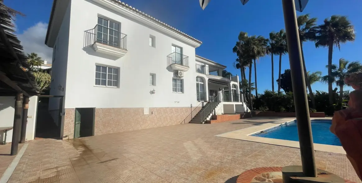 Sale of detached villa in El Higuerón - Capellanía 3