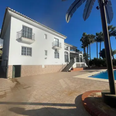 Detached villa R5249689